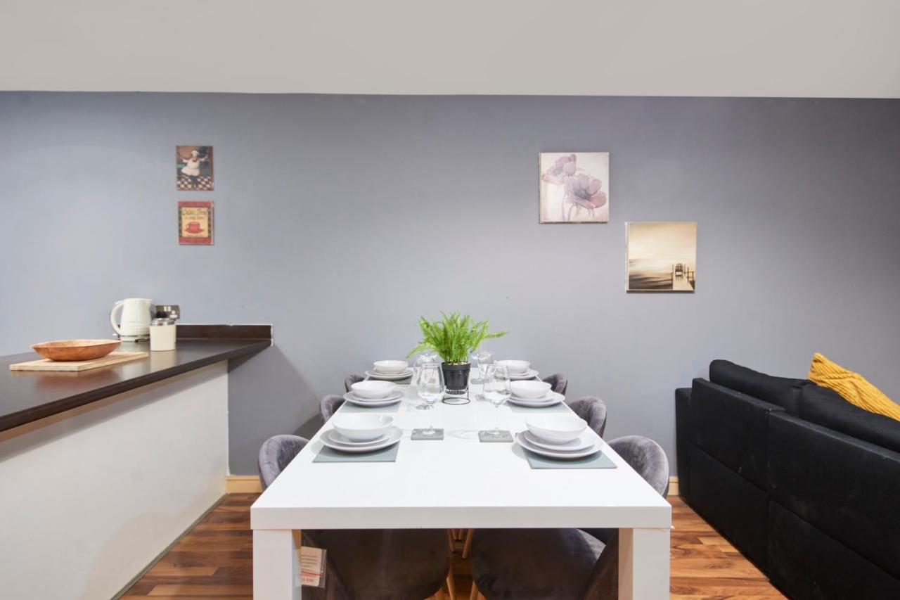 Stylish Manchester Gem - Sleeps 10! 외부 사진