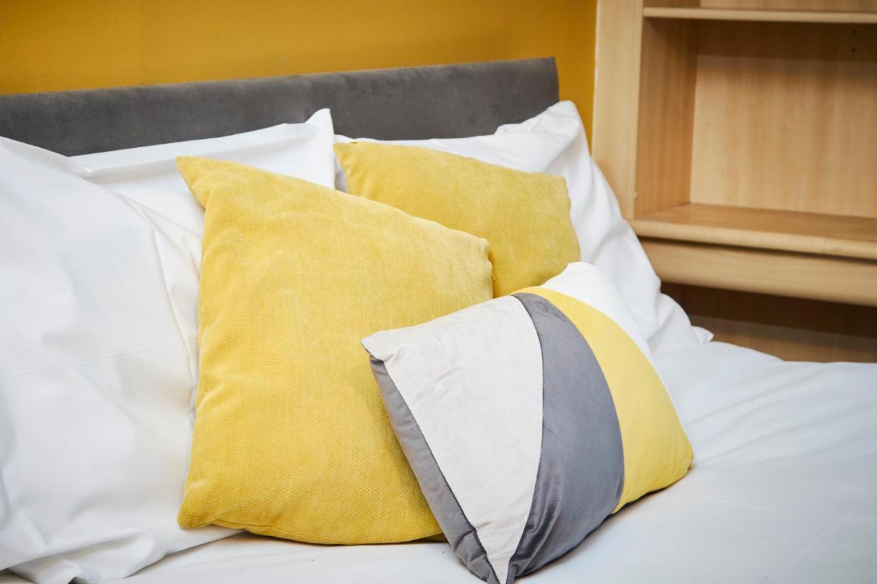 Stylish Manchester Gem - Sleeps 10! 외부 사진