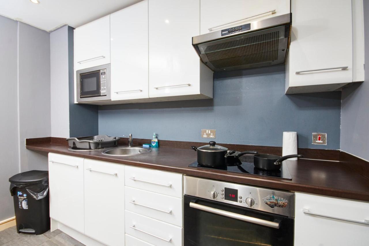 Stylish Manchester Gem - Sleeps 10! 외부 사진